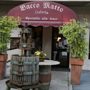 Bacco matto, vino e carne fanno impazzire