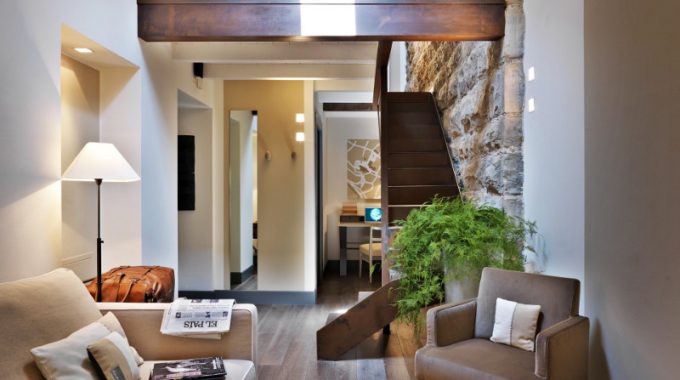 Gombit Hotel, stile moderno anzi antico