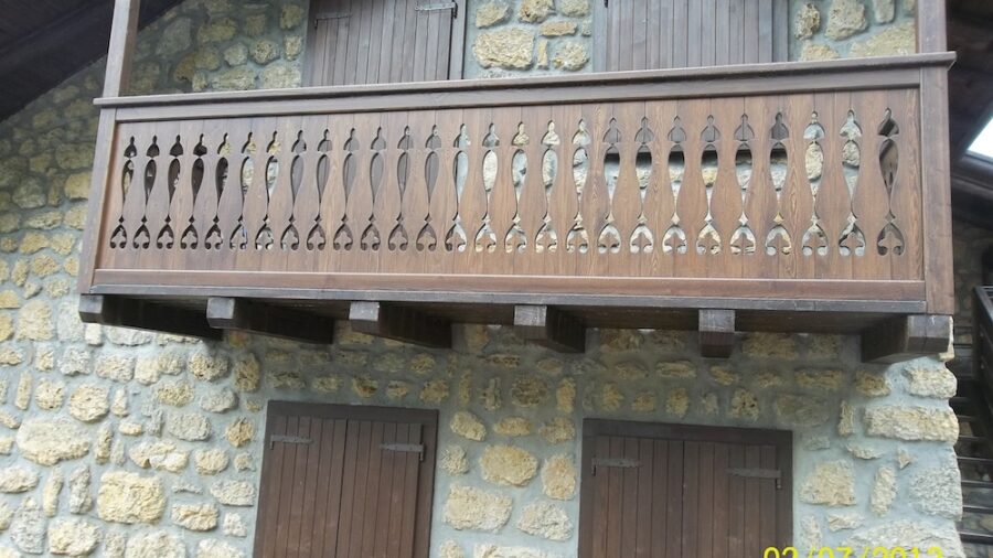 Romelli, il legno e il ferro che arredano