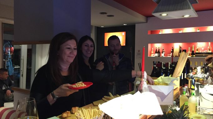 Cami, il bar dove le ex sceriffe hanno fatto centro