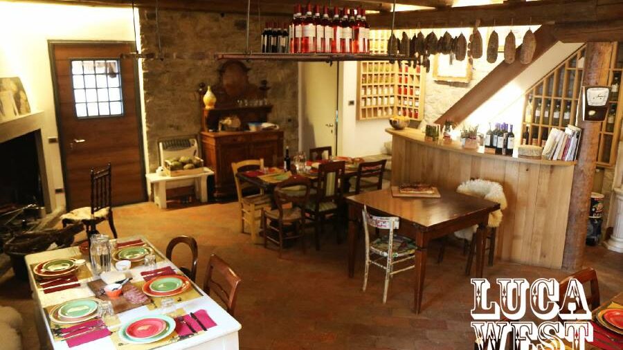 Luca West, un po’ agriturismo un po’ saloon…