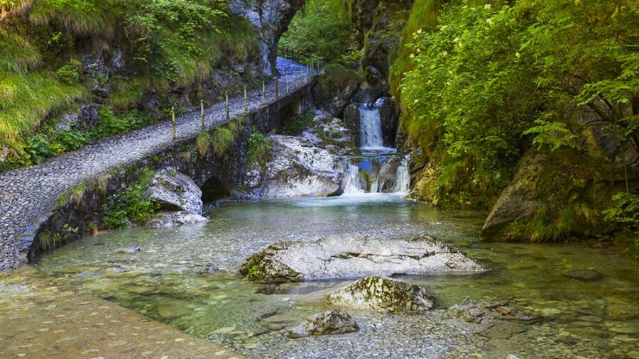 Promoserio, la vetta del turismo si scala così