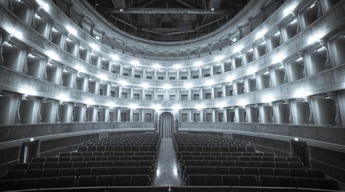 Teatro Sociale, lo spettacolo più incredibile è ammirare la struttura dell’edificio