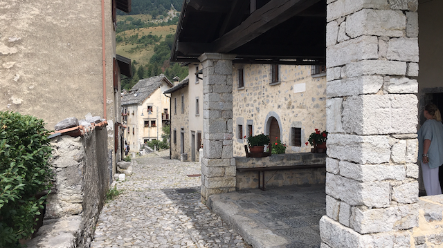 Arnosto, il borgo che ha fermato il tempo al Medioevo