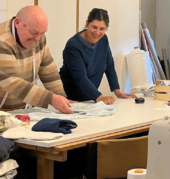 Dressing Piuma, la sartoria che ricuce perfino la vita
