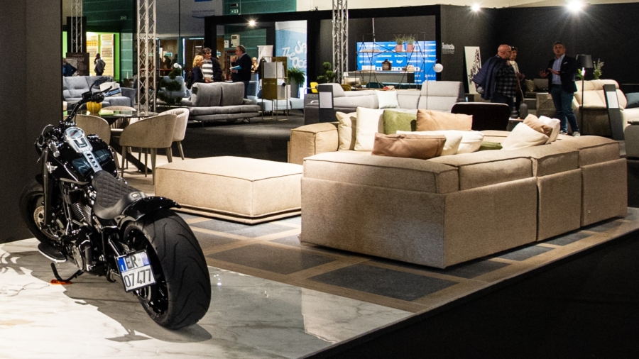 Salone del mobile di Bergamo, qui l’arredo <br/> “veste su misura” ogni ambiente in modo unico