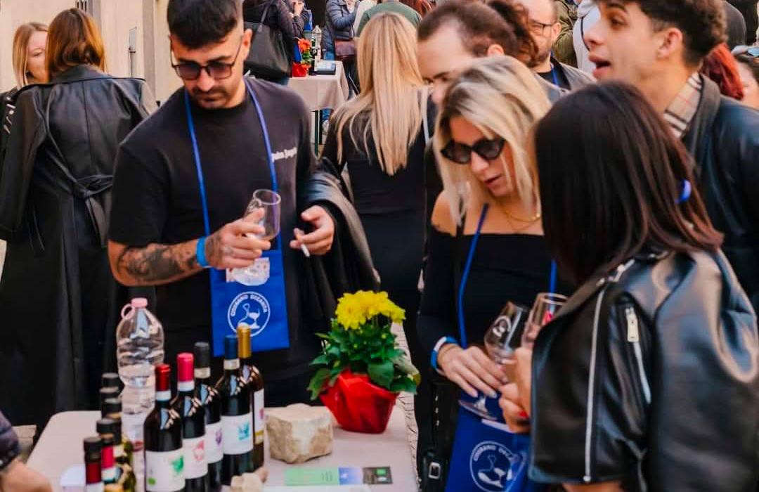 Ciserano decanta, celebra vini ed esalta profumi e sapori