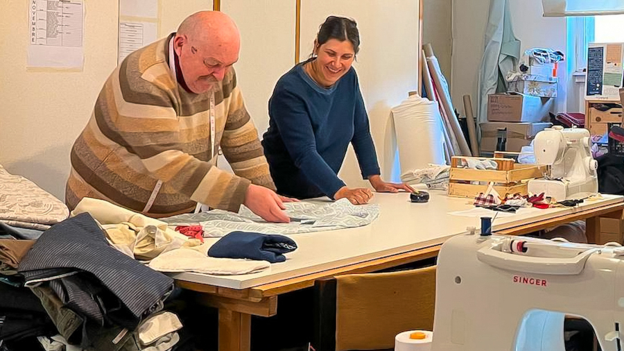 Dressing Piuma, la sartoria sociale capace perfino <br/> di ricucire gli strappi più grandi della vita